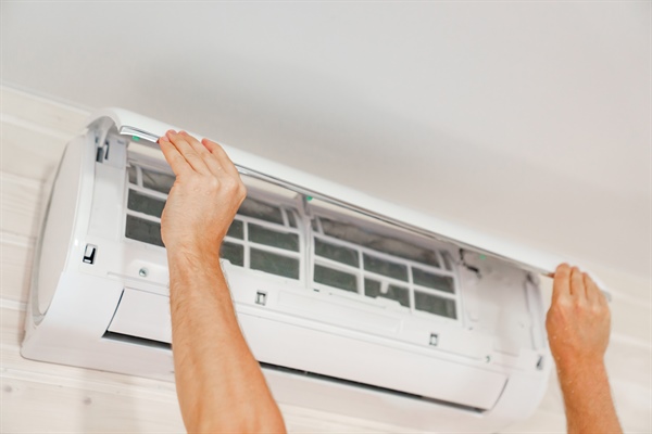 How to Detect and Fix Common AC Issues Fast